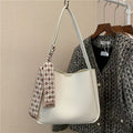 白色菱格水桶包 | Argyle Bucket Bag